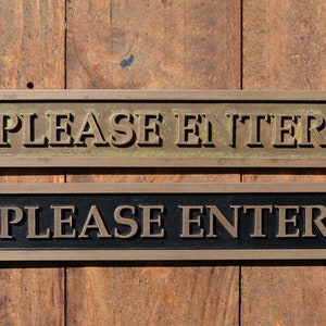 Placa de porta &quot;PLEASE ENTER&quot;. Placa de porta em estilo antigo, feita de resina de bronze fundido para porta ou parede de escritórios, cafés ou restaurantes. Interna ou externa.