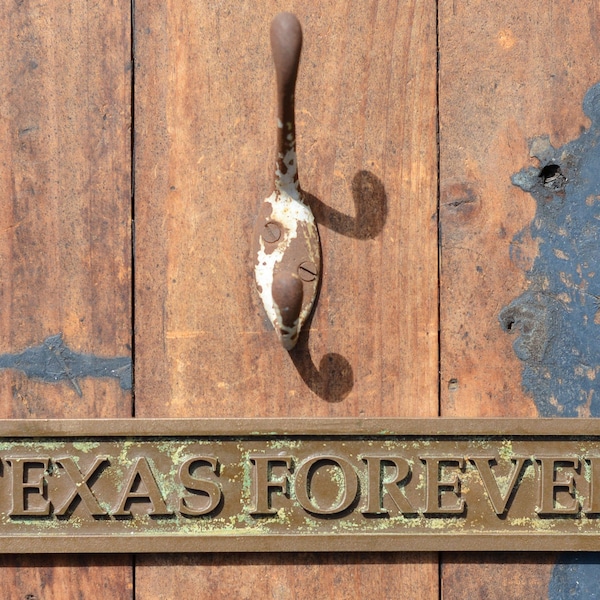 Plaque de porte TEXAS FOREVER. Panneau occidental de style ancien, plaque de porte en résine de bronze coulé pour porte de bureau, de bar, de café ou de restaurant. Intérieur ou extérieur.