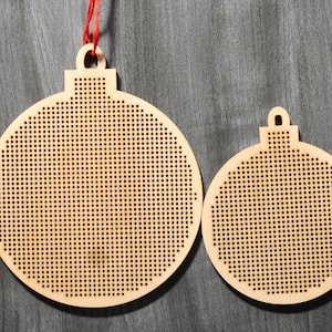 Christmas bauble shape. Plywood cross stitch, embroidery blank. 3 inch and 4 inch. laser cut. Christmas, Xmas Ornament, pendant decoration