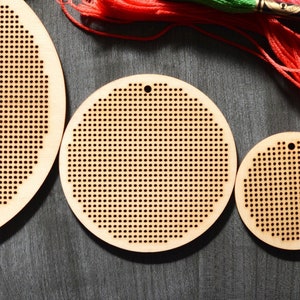 Round plywood cross stitch, embroidery blank circles with hanging hole. 2 inch, 3 inch and 5 inch laser cut. Ornament, pendant & keychain