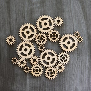 Small meshing laser cut plywood gears (cogs, sprockets). Working Gears for Kinetic Toys, Kinetic Art, Steam Punk and Automatia