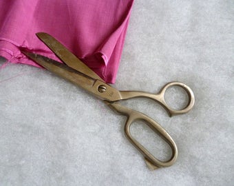 Old Tailors sewing scissors Stainless steel shears Big Massive Heavy Photo Advertising shop display props Upholstery tool Steampunk Decor