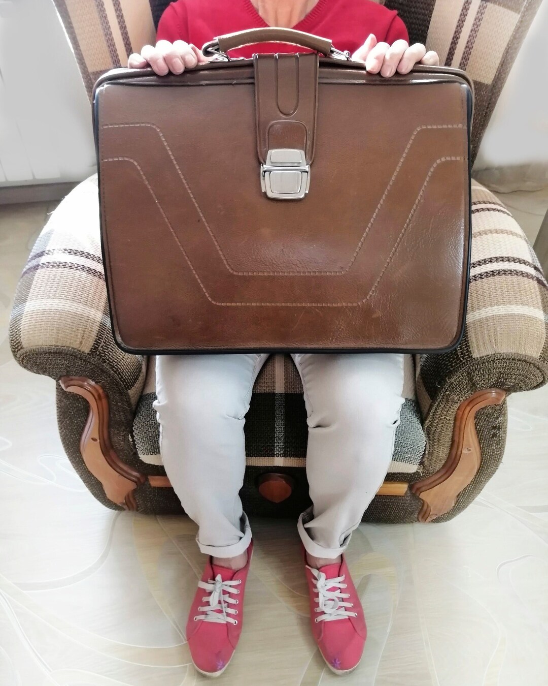 Vintage Doctors Bag Large Briefcase Faux Leather Brown Vegan Gladstone