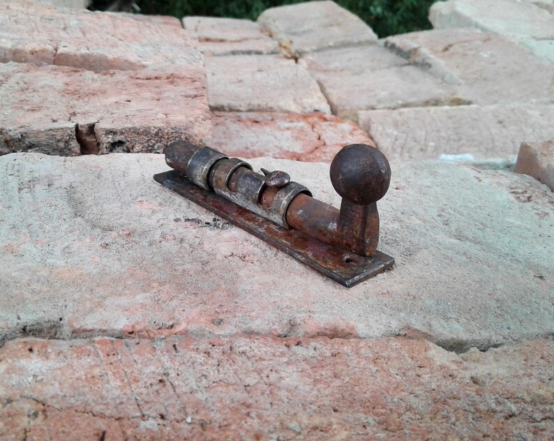 Rusty Metal Latch Old Sash Window Lock Barn Door Hardware Etsy