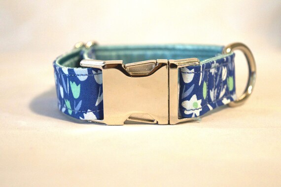 Spring Tulips Floral Buckle Dog Collar: SILVER or PLASTIC Hardware