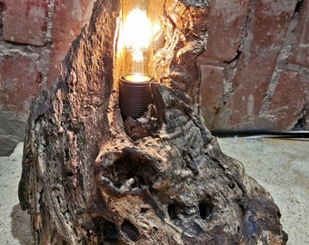 Reclaimed wood table lamp