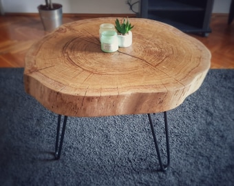 Table basse en chêne avec bord vif