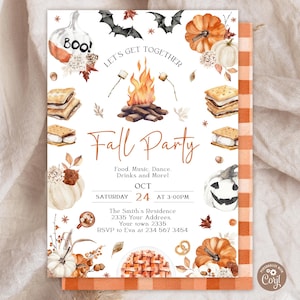 Könnte beinhalten: Eine Einladung zur Herbstparty mit einem Aquarelldesign. Die Einladung zeigt Kürbisse, Fledermäuse und ein Lagerfeuer. Der Text enthält "Fall Party" und Veranstaltungsdetails. Der Hintergrund hat ein orange-weißes Karomuster.