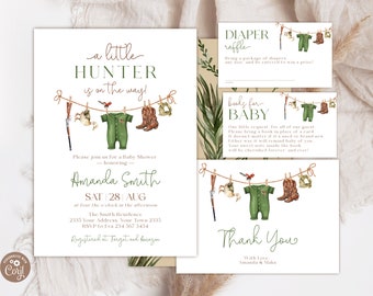 Ensemble d'invitations modifiable pour baby shower de chasse aux canards. Un petit chasseur est en route pour une fête prénatale. Vêtements garçon Rustic Outdoors Canard colvert