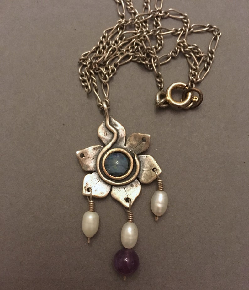 Silver opal amethyst and freshwater pearl sterling open flower pendant with chain stamped /'UMA 925/'