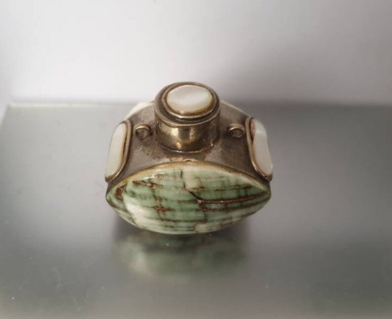 Antique SNUFF BOX chatelaine silver mother of pearl and Turbo shell perfect hand made piece circa 1890