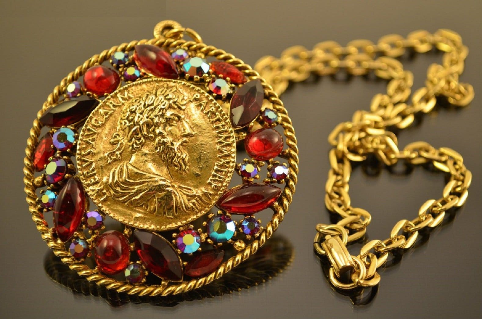ancient antique jewelry