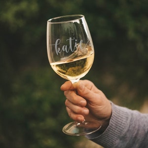 Custom Engraved Bridesmaid Glasses * Etched Wine Glass * Bridesmaid Gift * Wedding Glasses * Personalized Glass * Bridal Shower * Wine Glass