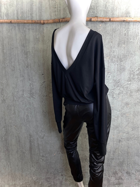 Backless, Black Tencel Jersey Shirt With Dropped Shoulders, Oversize  Longsleeve With Open Back - Etsy