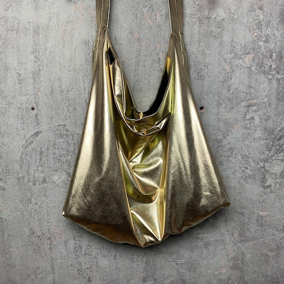 goldener XL-Shopper, supersoft und leicht, kurzer Schultergurt, Oversize-Einkaufsbeutel, Magnetdruckknopf