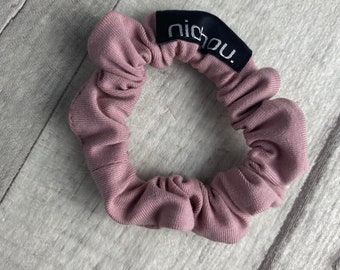 schmales Scrunchie, altrosa, nachhaltige Baumwolle, Haargummi im 90er Style, rose