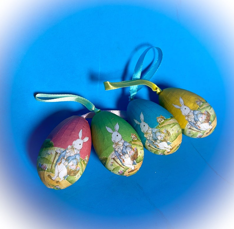 Papier-m\u00e2ch\u00e9 Decorative Easter Egg Decorations