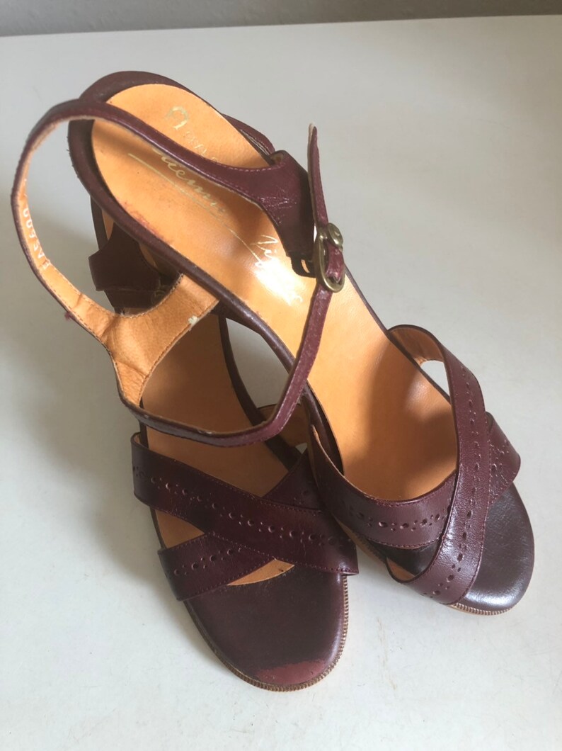 vintage etienne aigner sandals