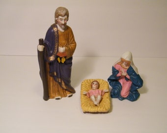 Nativity Holy Family Figurine Set Joseph Mary and Baby Jesus, Vintage 3 piece set in pre owned condition light wear as shown