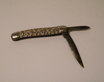 Imperial Prov Pocket Knife with 2 folding blades, Vintage Silver tone with Crown emblem,