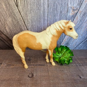 Vintage Breyer Misty of Chincoteague {Matte Tan Palomino Tobiano Pinto Model 20} 1973-84 Vintage Toy Horse Figurine Plastic Breyer Horse