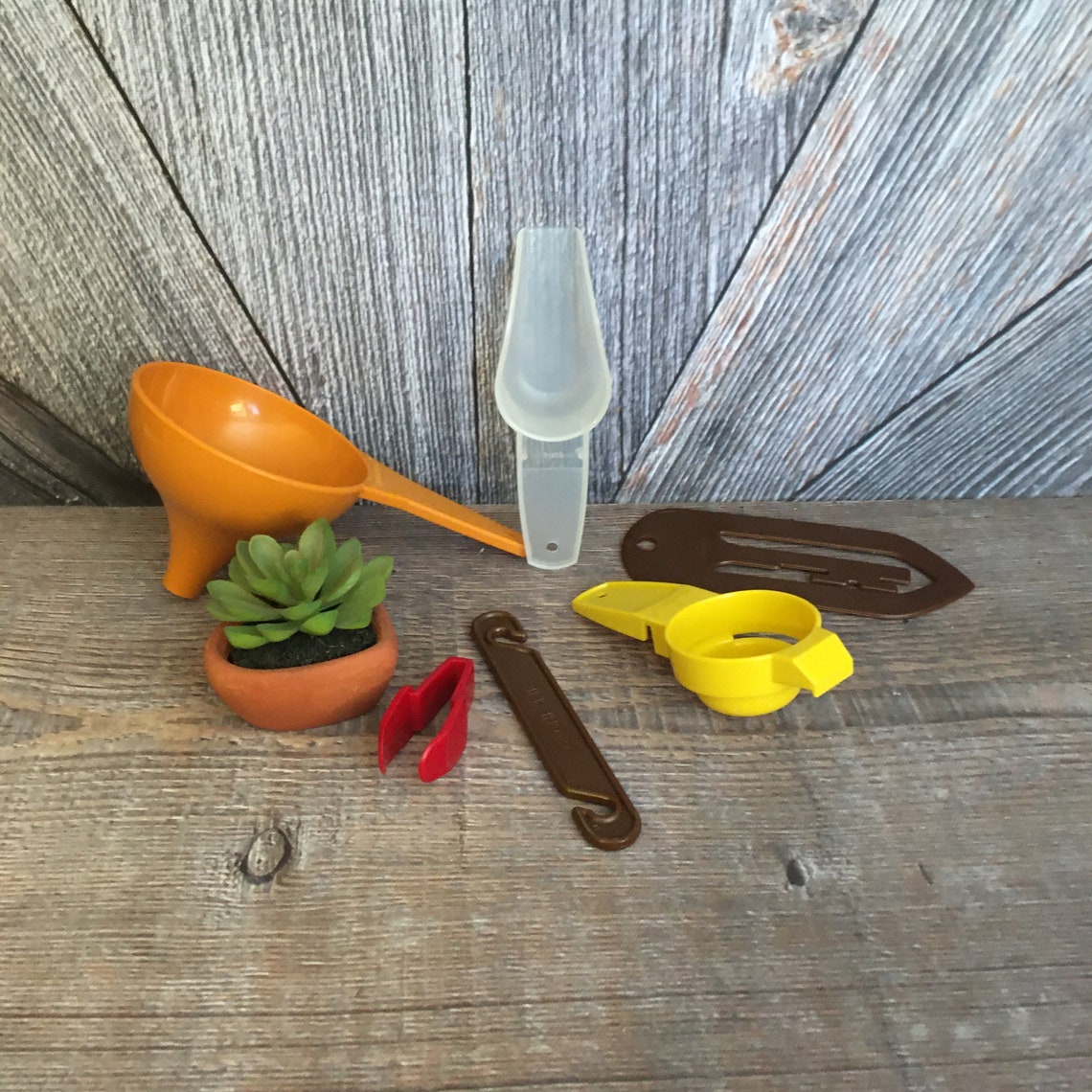 Vintage Tupperware Gadgets 6 Pc Plastic Tupper Ware Free Etsy