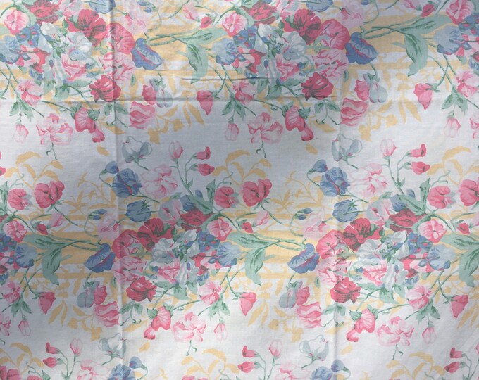 Vintage Pink Tablecloth Floral Flowers Pink Maroon Red Retro Etsy