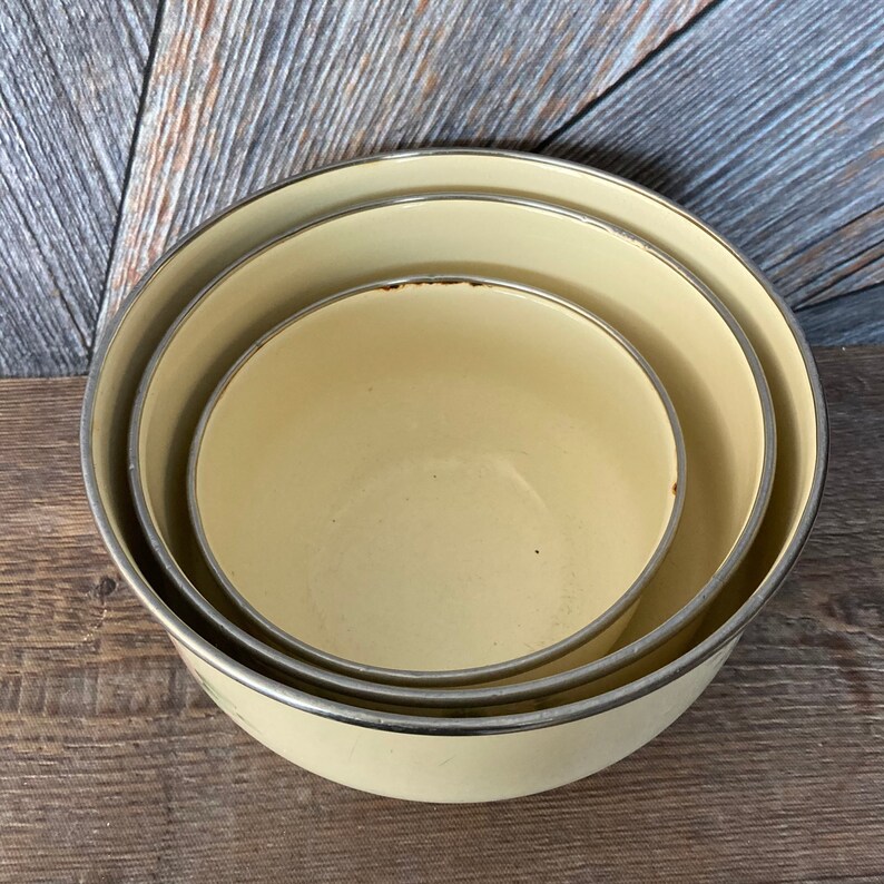 Vintage Enamel Bowl Set Floral Print 7.5 Inch Bowl Indoor Etsy