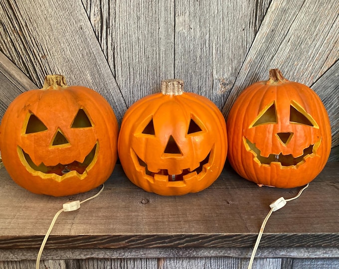 Vintage Halloween Pumpkin Light Foam Blow Mold 1990s Trick or Treat ...