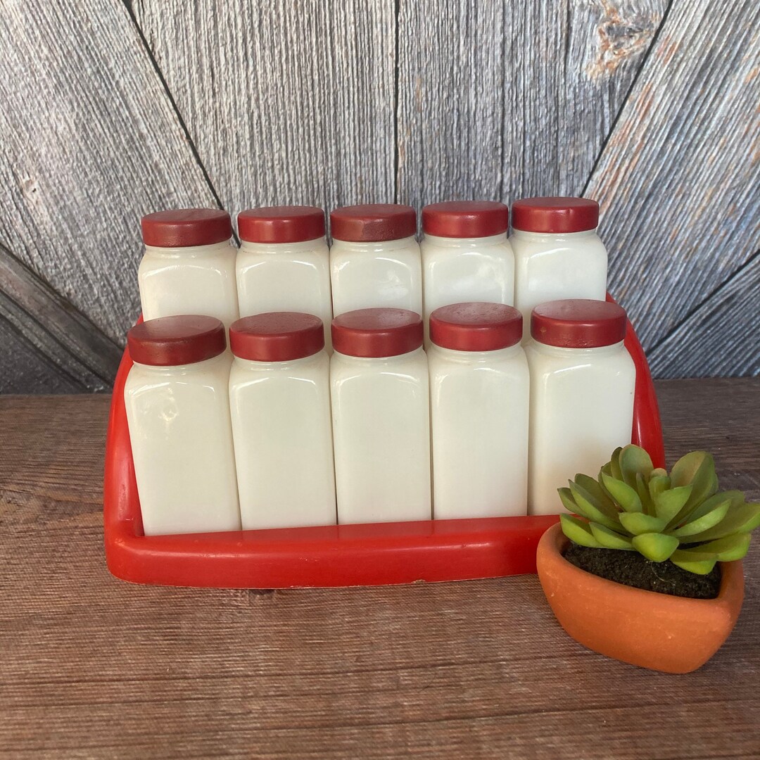 Spice Rack with 5 Pink Retro Glass Spice Jars