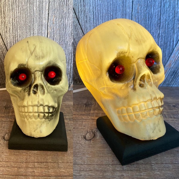 Skull Blow Mold Halloween Light w/Red eyes Plastic BlowMold Small Halloween Holiday Decoration Party Decor LED Glowing Bulb Lamp New Cord