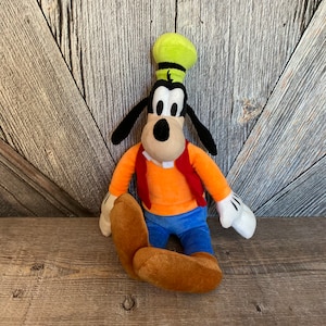Vintage Goofy Plush Stuffed BeanToy {Mickey Mouse 16 inch Toy} Disney Stuffed Animal Plush Animal Plushie Nursery Decor Large Goofy Dog Toy
