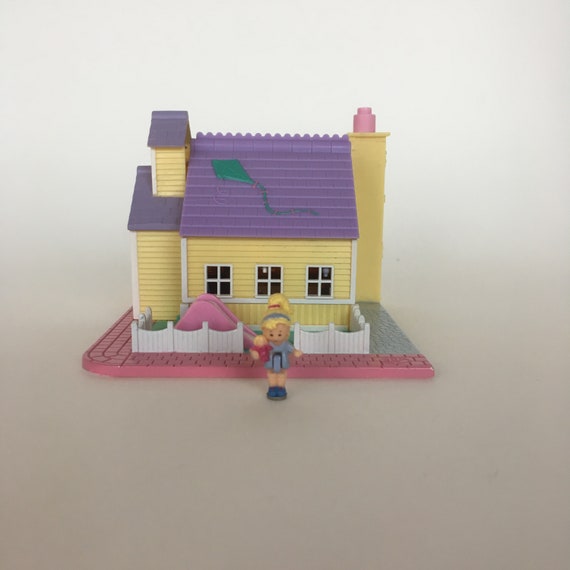 polly pocket village set