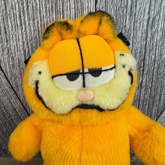 Vintage 1981 Dakin Garfield Plush, Comic Book Cat, [united Feature