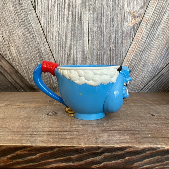 Vintage Aladdin Genie Cup, Plastic Mug, the Walt Disney Company, Circus Cup  Souvenir, Robin Williams Aladdin 90's Mug, Ellathesella - Etsy