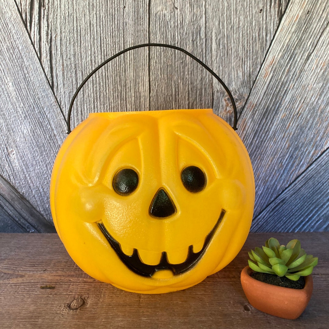 Vintage Pumpkin Halloween Bucket {blow Mold Pumpkin Trick or Treat ...