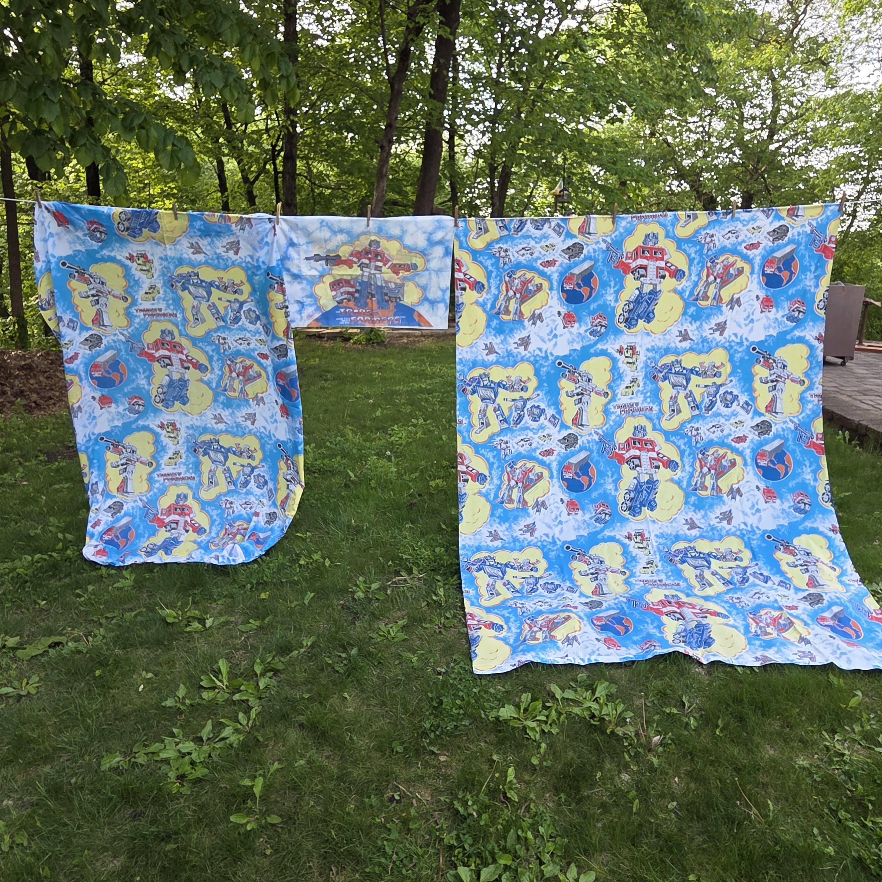 Vintage 1984 Hasbro Transformer Twin Sheet Set, Fitted and Flat