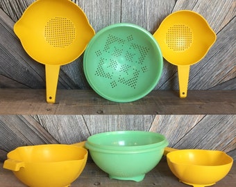 Vintage Tupperware Colander {Plastic Tupper Ware Strainer} Pick 1 Jadeite Green Yellow Pasta Serving Dish Round Handle Wedding Gift Kitchen