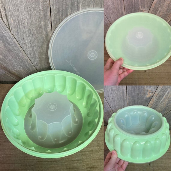Tupperware Molds: A Part of Our Holiday Traditions