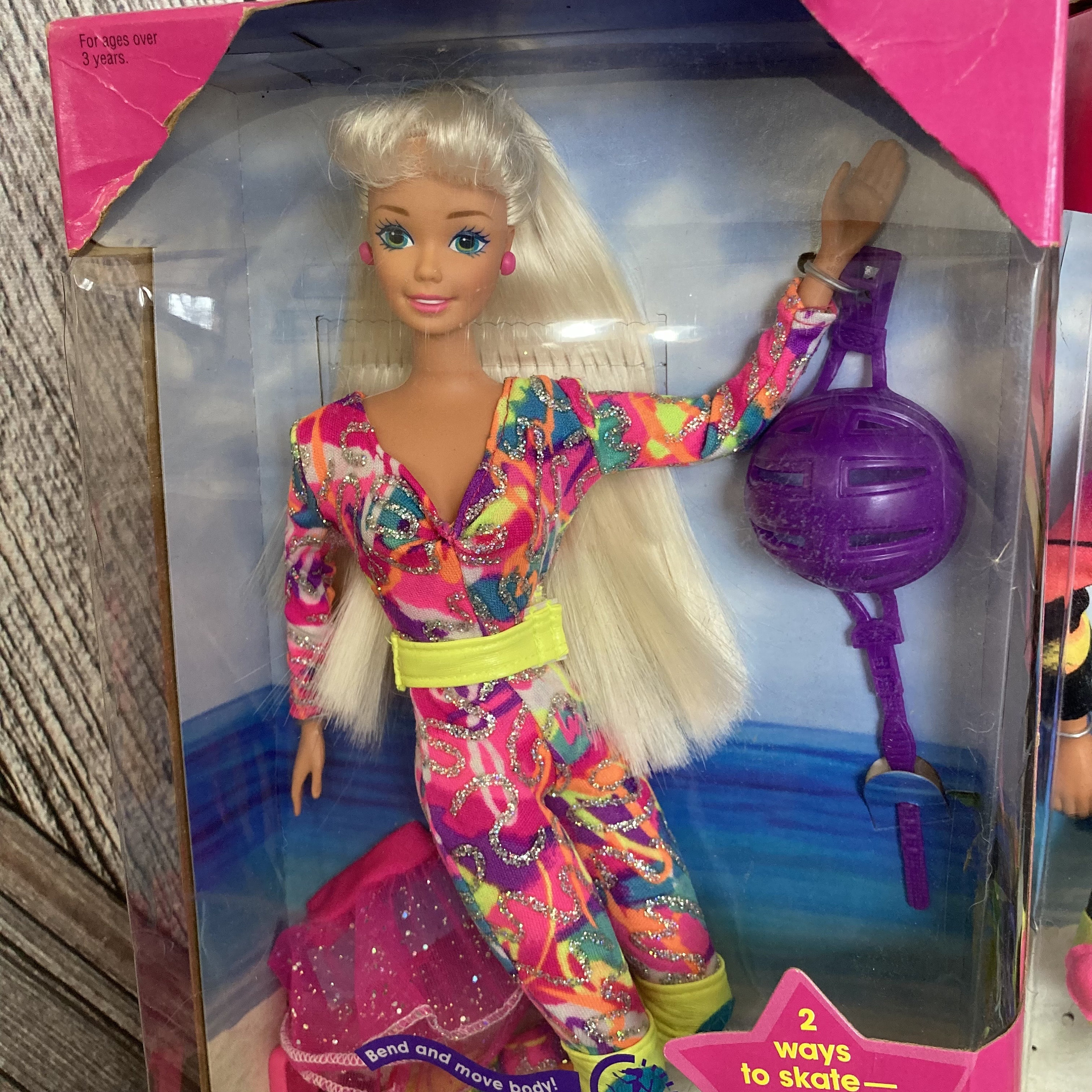 Hot Skatin' Barbie and Ken Skating and Ice Skating Set