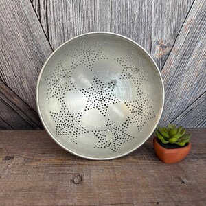 Vintage Metal Colander Aluminum Strainer Sieve Metal Strainer Star Pattern DIY 50&#39;s Star Repurposed Lamp Bowl with Stand Star Holes