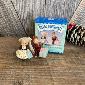 Vintage Madame Alexander Park Avenue Wendy Alex the Bellhop Christmas Ornament {Hallmark Keepsake Ornament Merry Miniatures Ellathesella