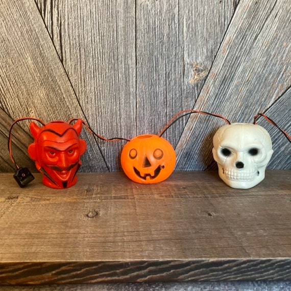 Vintage Peerless Halloween Blow Mold Light Devil Skull