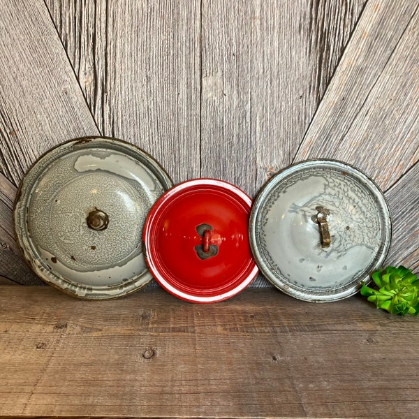 Vintage Enamel Lid {Enamelware Replacement Lid DIY Rustic Bird House Roof Project Farmhouse Kitchen Decor Wall Hanging Lid for Enamel Bowl}