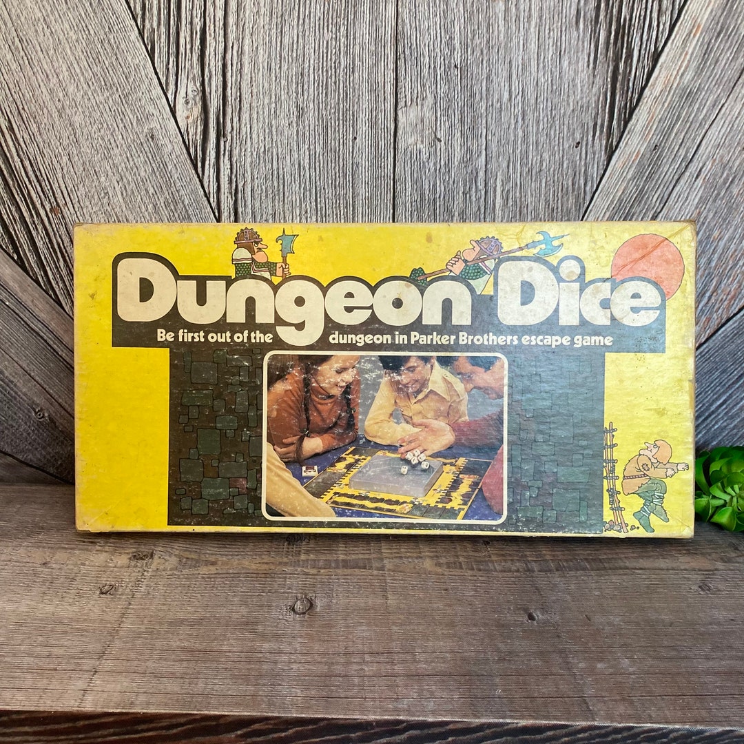 Vintage Dungeon Dice Game Action Adventure Playset 100 COMPLETE Parker