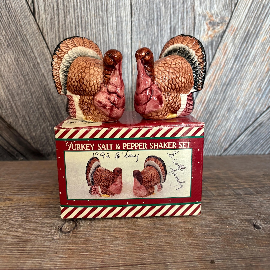 Vintage Turkey Salt And Pepper Shakersnull