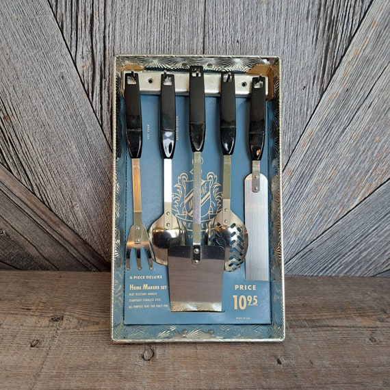 Vintage Ovenex Pan and Kitchen Utensil Set NOS Crestline Moderne 6 Piece  Deluxe Home Makers Set Hanging Utensil Set, Ovenex Starburst Pan -   Denmark