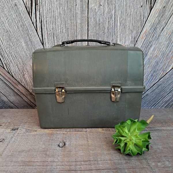 Vintage Gray Domed Lunch Bucket Thermos Lunch Pail, Plastic Decorative, Storage, Mid-Century Storage DIY Photo Storage Lunch Box Office Grey