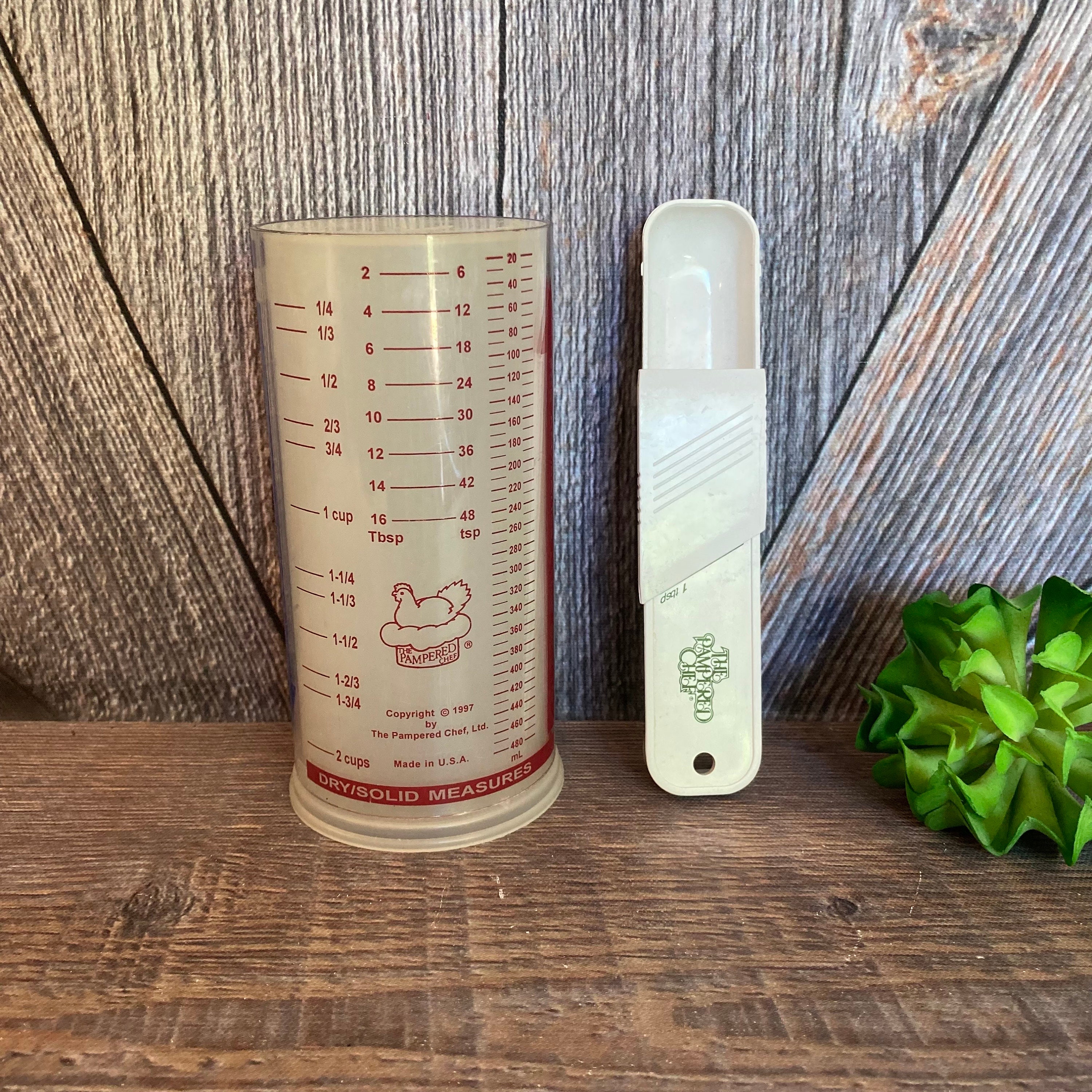 2 Vintage Pampered Chef Measure All Measuring Cup for Peanut Butter Liquids  and Solids Measuring Spoon and Cup Ellathesella