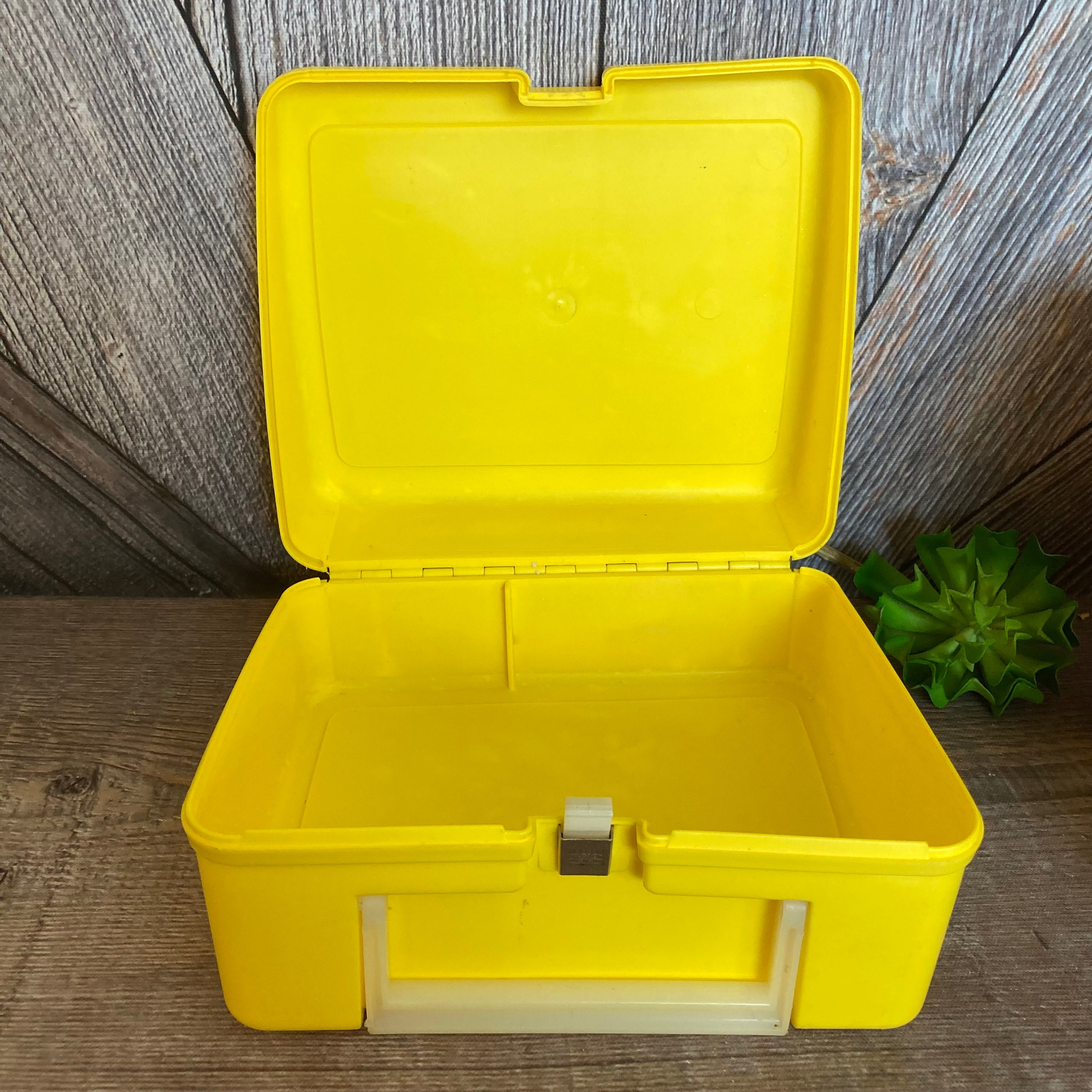 Vintage Cabbage Patch Kids Lunch Box 1985 Yellow Plastic w/ Thermos &  Handle